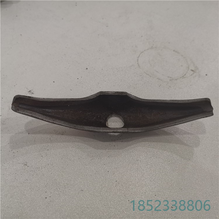 穿墙山型卡在木工支模中的应用与灵活使用技巧